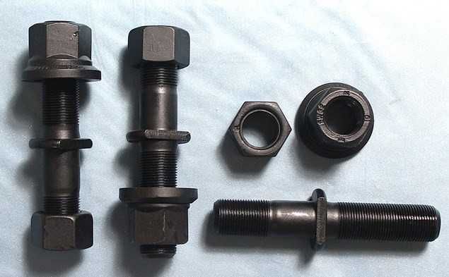 Болт колесный Хово,Ситрак,Шанкси