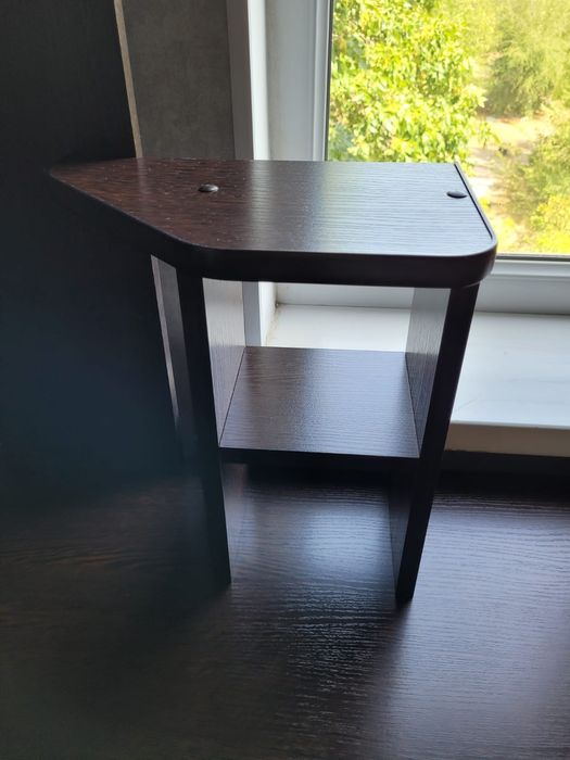 Стол для компьютера