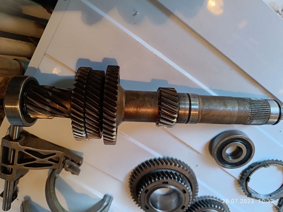 На форд фокус 3  2011г запчасти на АКПП