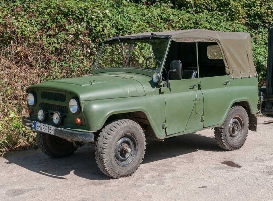 Запчасти для УАЗ 469 новые