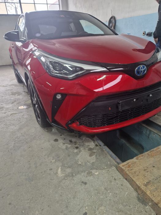 Десен оригинален фар за TOYOTA C-HR
