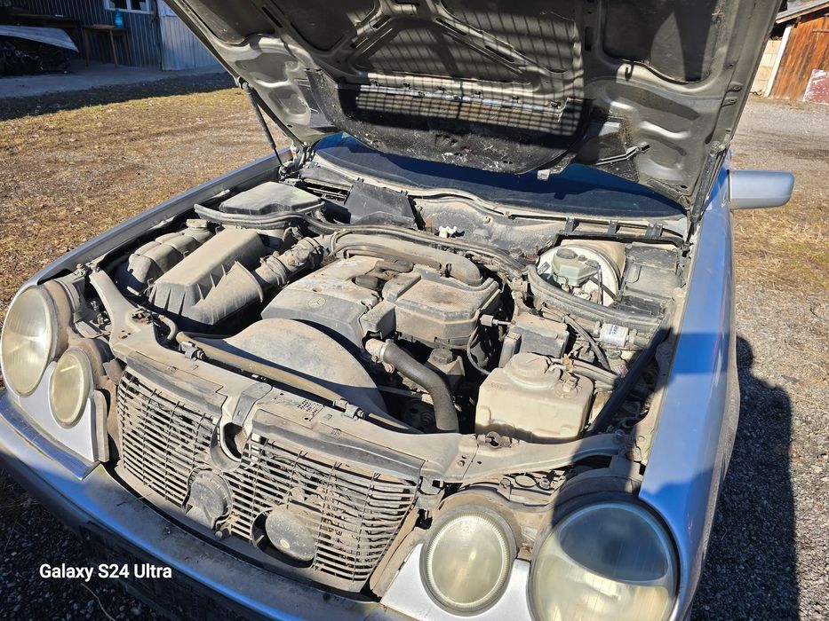 Motor Mercedes-Benz E 200 an 1996 tip 111.942 i perfecta stare de functionare