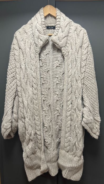 Cardigan lung tricotat, culoare bej, mărime S-M, Alise