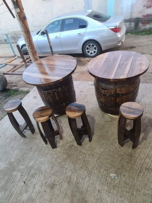 Masa rustica si scaune