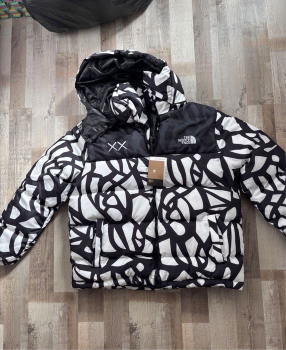 Geaca groasa NF 230 geaca A/X 180