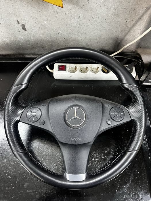 Махагонов волан amg волани с пера за мерцедес w204,212,207,211,218 и
