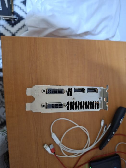 N'vidia Quadro K5000 4gb/256bit/ddr5