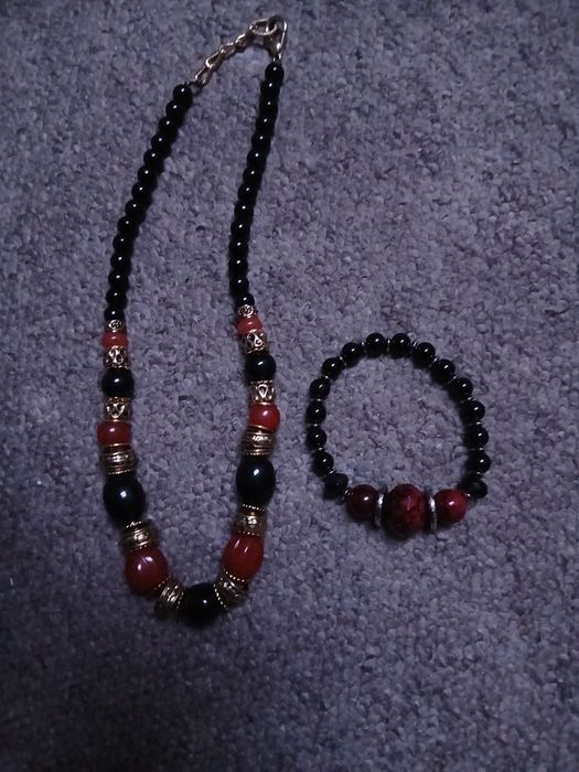 Colier  faina cu bratari