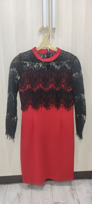 Платье 40-42 размер