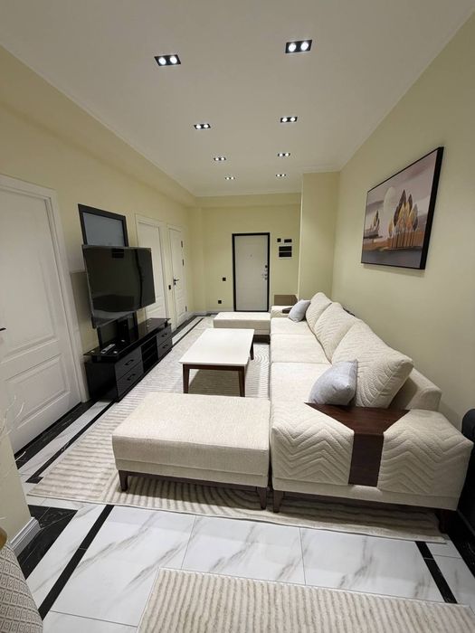 Яккасарой Сити Moлл 2/8/10.64м2 Срочно Продам квартиру