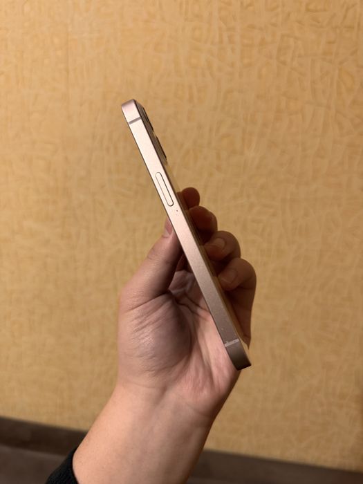 iPhone 13 128GB. 100% . В отличном состоянии !