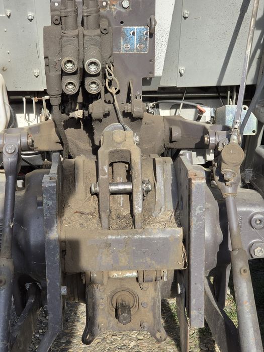 Tractor massey ferguson 62 cai