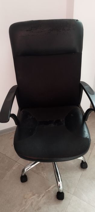 Офис стол -президентски