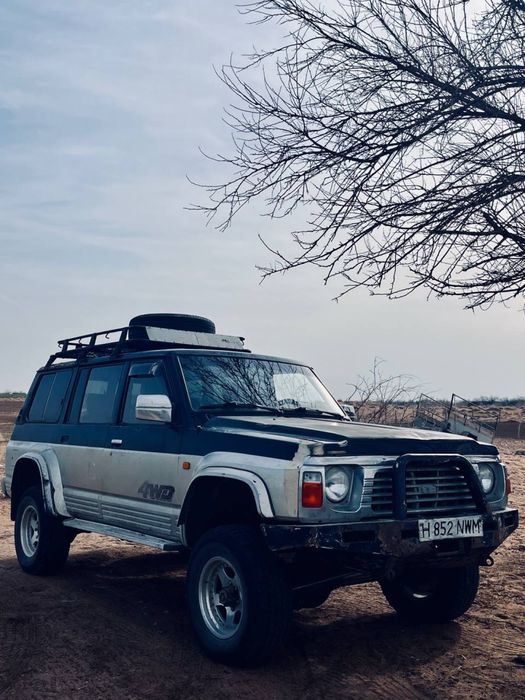 Nissan Patrol 1993 года