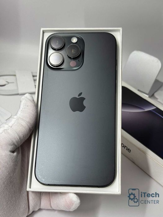 iPhone 16 Pro MAX, 256GB, Black, 92% батерия, ОТЛИЧЕН, 1г. ГАРАНЦИЯ!