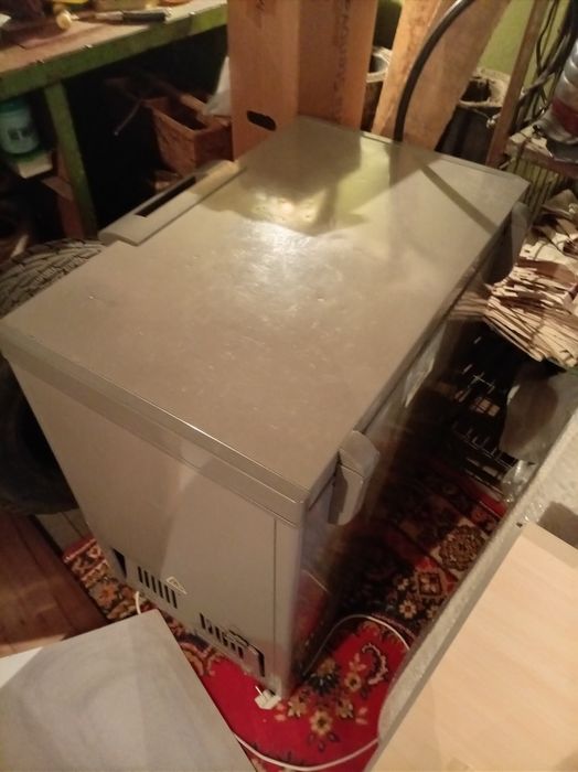 Продам морозильник средний б/у