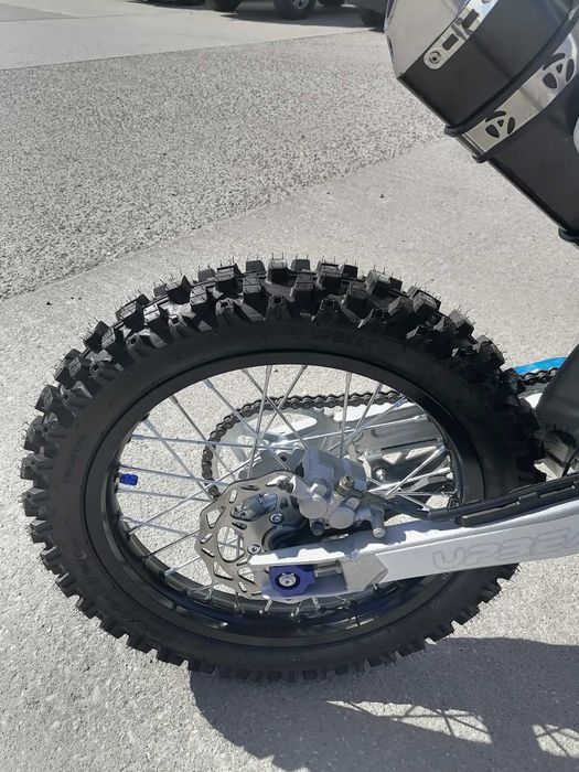 Бензинов мотор Enduro cross