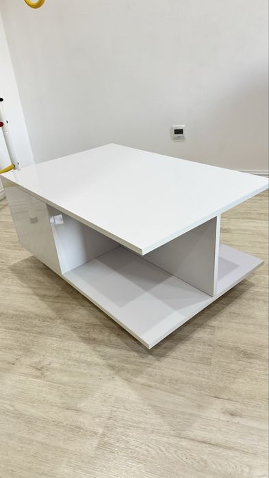 Продам журнальный столик