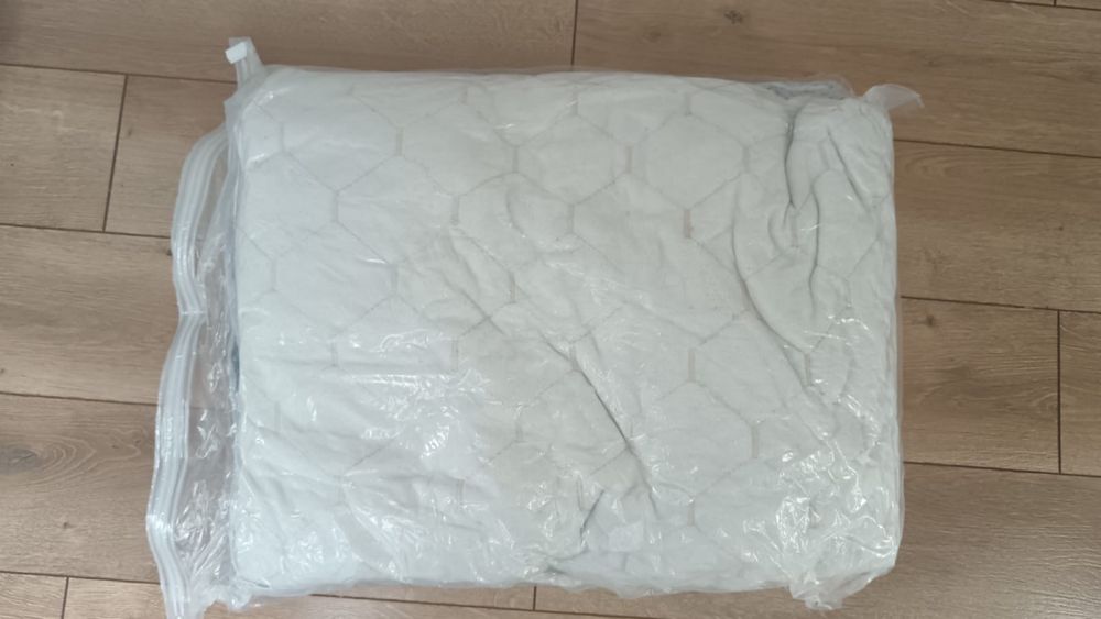 Продам покрывало 2х спальное