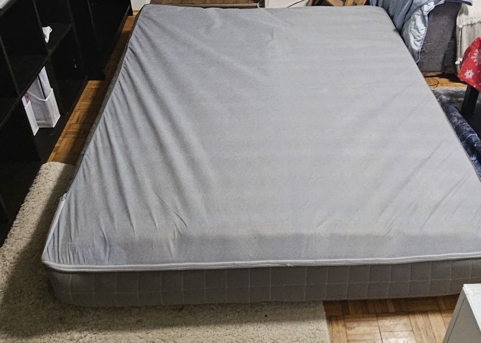 Saltea IKEA HÖVÅG 160×200 cm – stare foarte bună