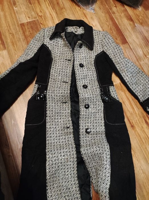 Пальто   женское.