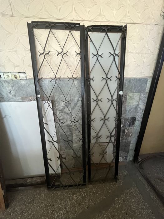 Продаю металическую дверь