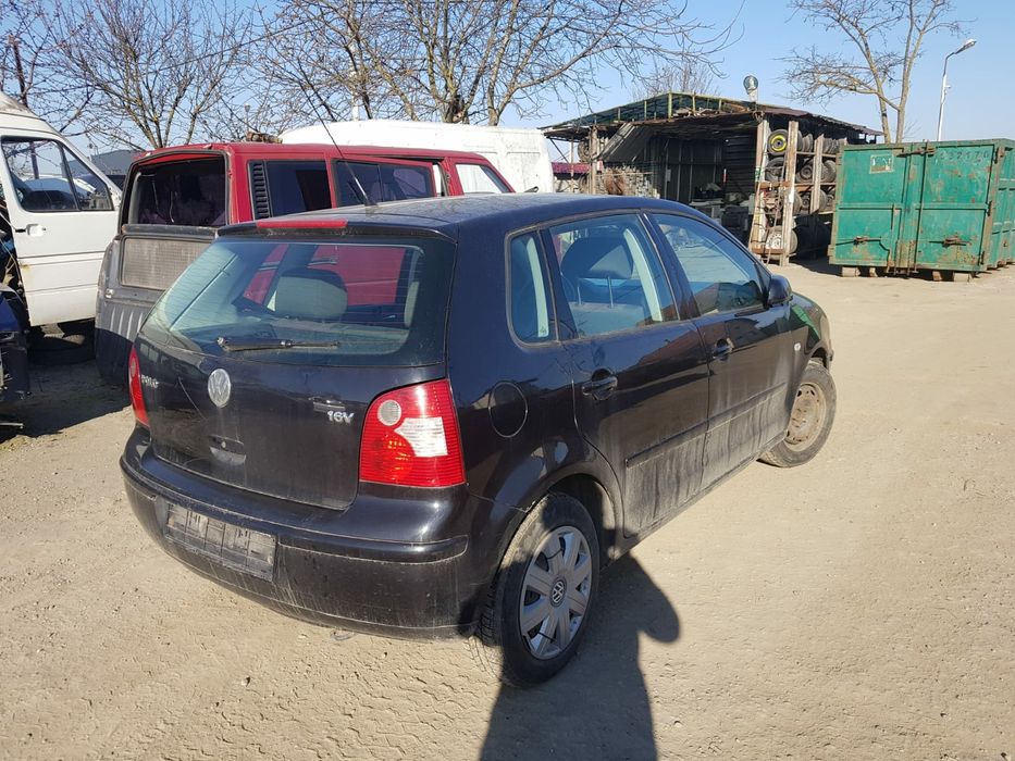 Dezmembram Volkswagen Polo