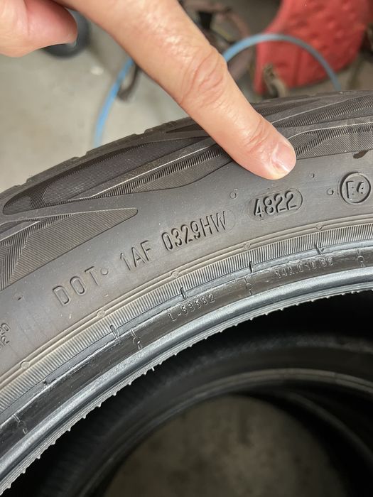 Anvelope vara Continental 285/40R20