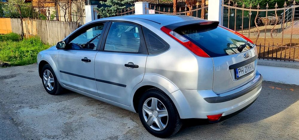 Ford focus 2 1.6mpi benzina A.C. Proprietar