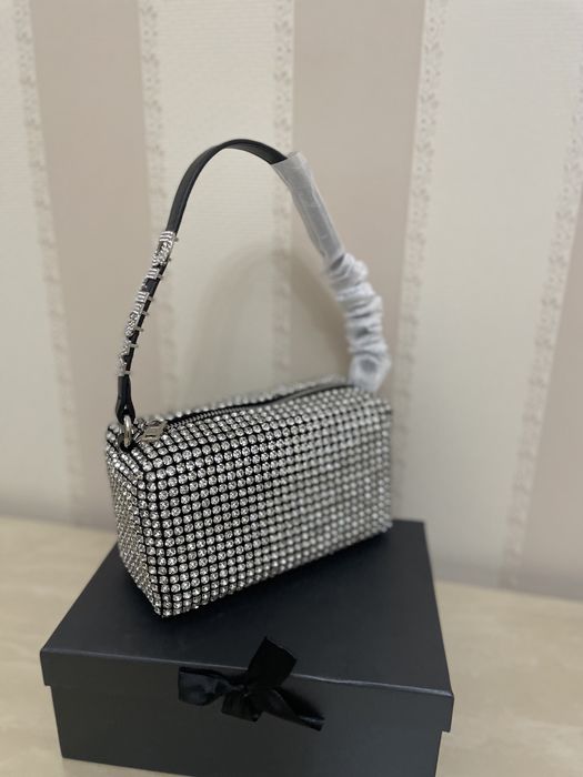 Сумка с камнями Wang