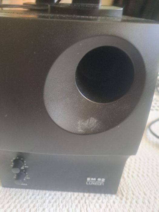 Тонколони и суббуфер