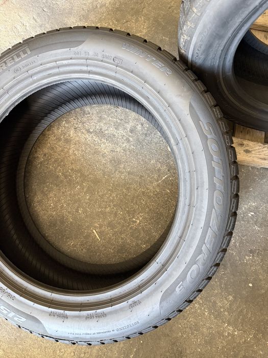2 anvelope iarna 215/55/17 , 98 V , Extra load , Pirelli , DOT 2022 , 6.6 mm !