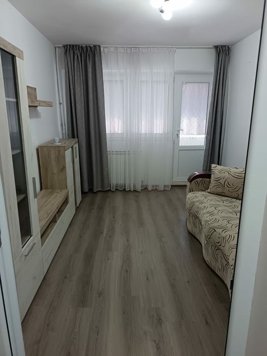Garsonieră de vânzare
