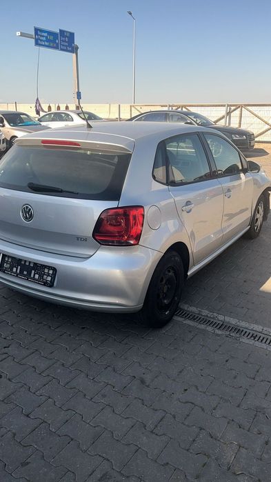 Dezmembram Volkswagen Polo 1.6 TDI din 2011