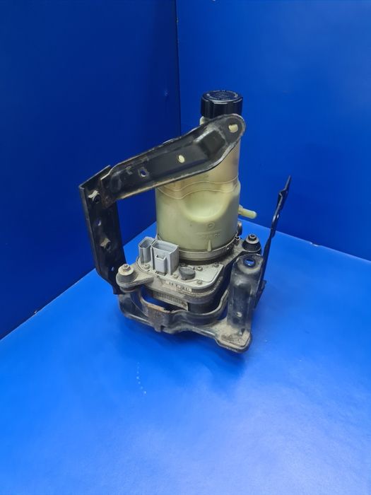 Pompa servo Volvo V50 S40 Diesel