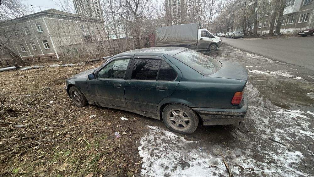 Продам Bmw e36 318i двигатель m43