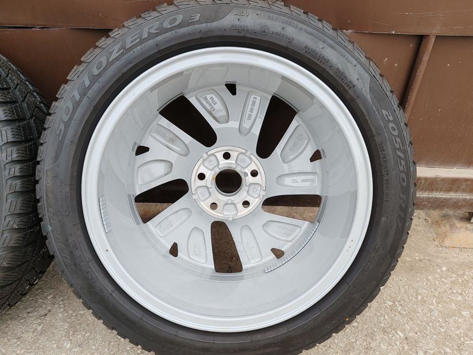 VW Golf 8, Фолксваген 205/50/17 цола