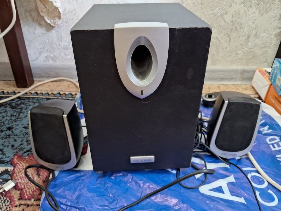 Mikrolab 2в1 сабвуфер