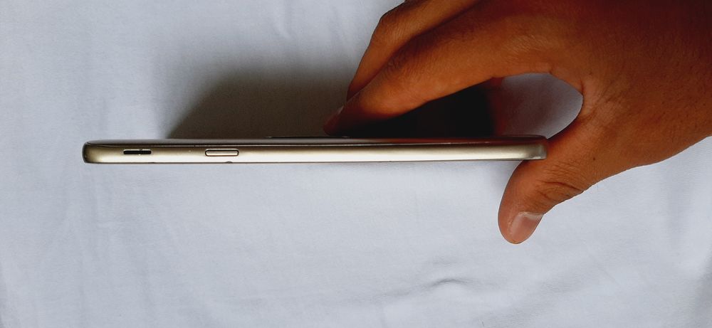 Samsung J6 holati zo'r