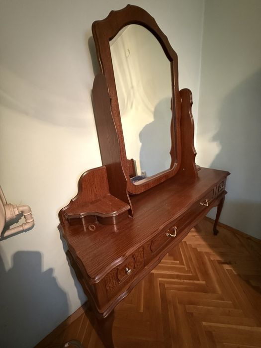 Спален комплект масивно дърво