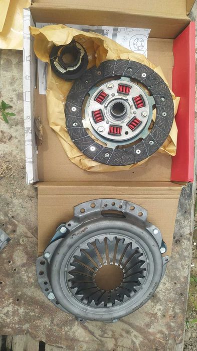 Продам, Комплект сцепления для Нива 2121