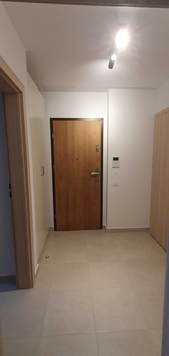 Inchiriez garsoniera Urban Plaza Brasov, mobilata, utilata, 38 mp – 430€
