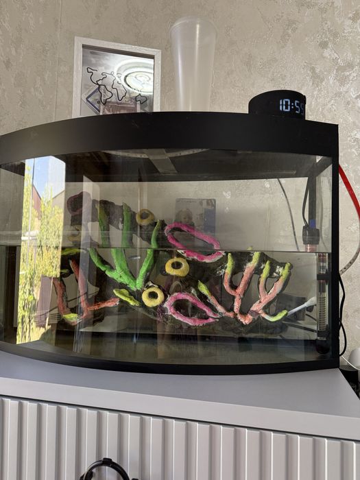 Аквариум  яхши  холатда  сотилади…