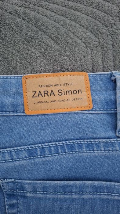 Джинсы клёш Zara