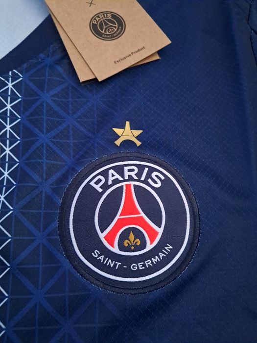 Фланелка PSG размери М и L