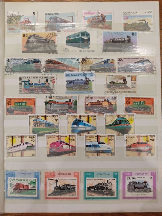 Почтовые марки. Альбом "Транспорт".