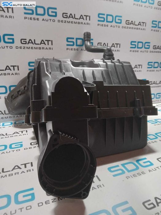 Corp Carcasa Filtru Aer Skoda Octavia 3 1.6 TDI 2013 - 2017 Cod 5Q0129607S 5Q0129601AA [275M1]