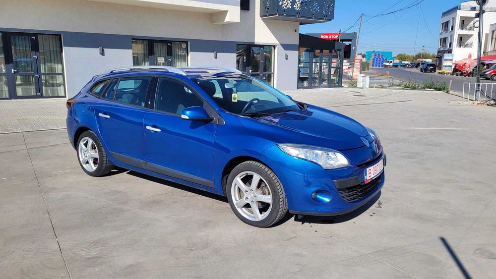 RENAULT Megane 2011 — imagine 2