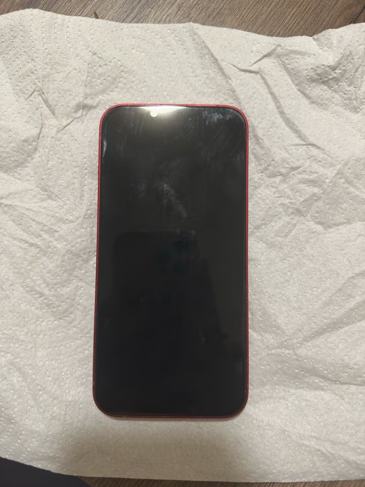 Vând Iphone 13 roșu