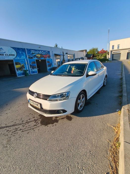 VOLKSWAGEN Jetta 2012 — imagine 5